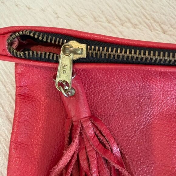 Red Supple Leather Zipper Tassel Clutch Bag - Picture 3 of 5